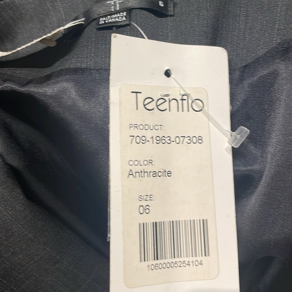 New with tags TEENFLO single button jacket - Picture 6 of 6